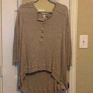 Quarter Length Sleeve Waffle Tee